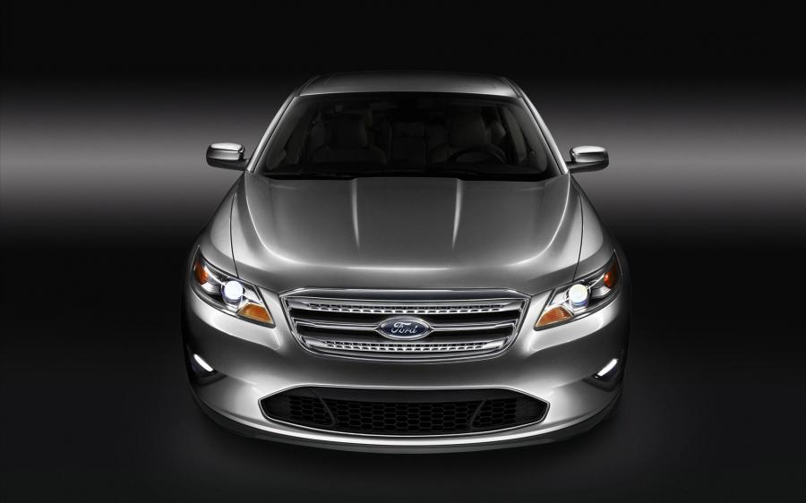  Ford Taurus Limited 2010 года  (фото 16 из 43)
